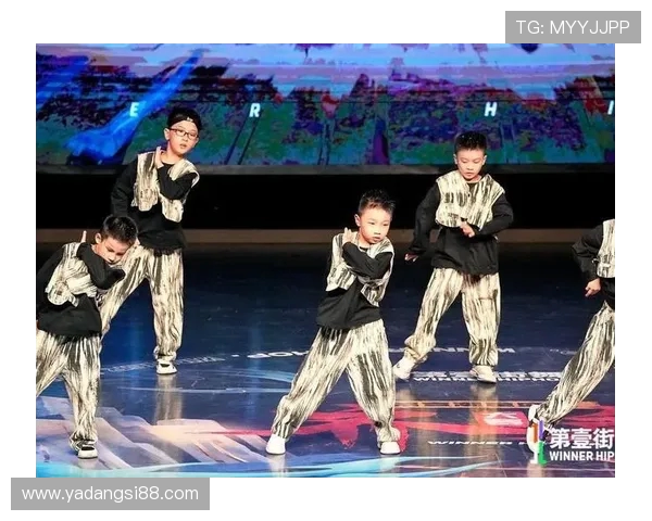 舞动人生的节奏与梦想王敏的街舞心路历程与成长故事 舞动人生的节奏与梦想王敏的街舞心路历程与成长故事