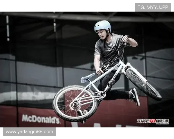 赛后分析广州极限运动队与成都极限运动队的团队配合与战术执行